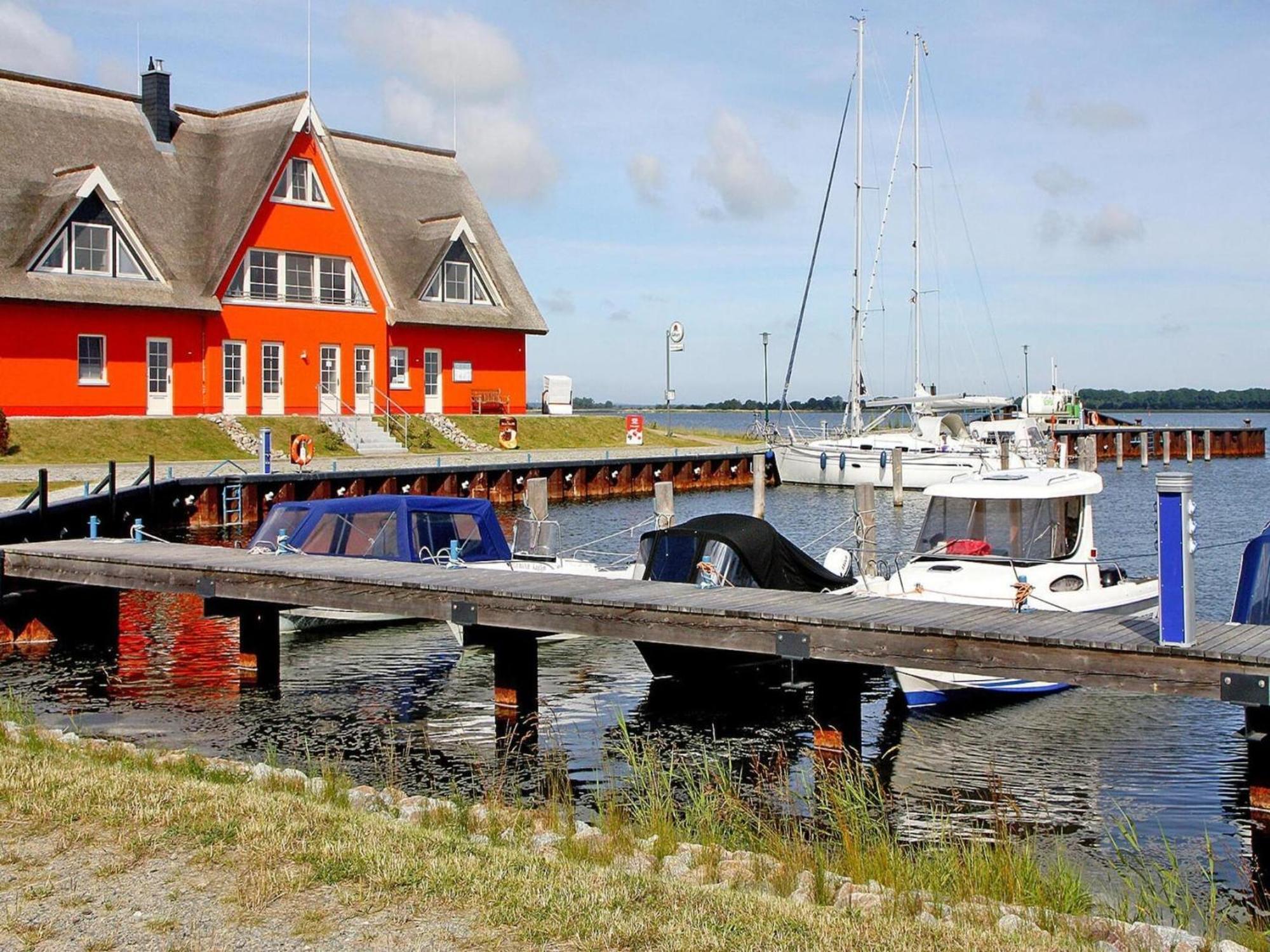 Ferienhaus Lotsenhaus Am Breetzer Bodden In Vieregge Kültér fotó